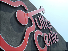 Guitar Center Completes Food Drive