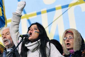 Ukrainian pop singer and winner of the 2004 Eurovision Song Contest, Ruslana Lyzhychko, talks on a stage during a rally of the opposition on the Independence Square in Kiev. 