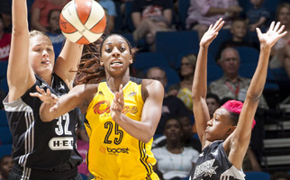 Glory Johnson (Photo by Shane Bevel, Getty Images)