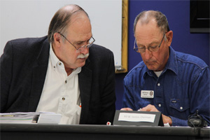 Election Commission attorney Harvey Chaffin, left, and EC Chairman Bill Horton confer during the March 20 eligibility hearing. Photo: CherokeePhoenix.org